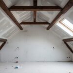 Réussir le plafonnage extérieur et l&rsquo;isolation thermique pour transformer votre maison